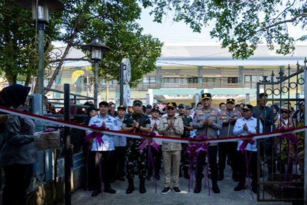 Gubernur Kalteng Resmikan Pembangunan Dermaga Waterfront City Kapuas