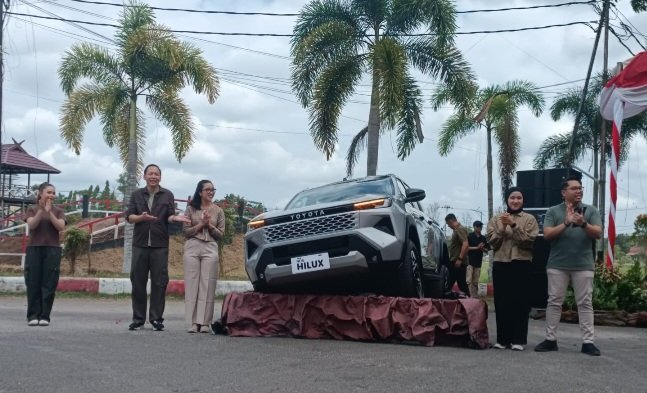 Toyota Palangka Raya luncurkan New Hilux, Usung Tema “Unbeatable Force”