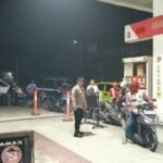Polsek Pahandut Amankan Antrean BBM di SPBU Tjilik Riwut