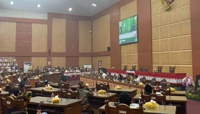 Kawal Dana Banpres Karhutla Rp10 Miliar, DPRD Palangka Raya Tekankan Transparansi dan Program Pencegahan